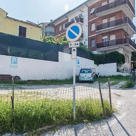 S42 - Sirolo, Ampio Trilocale Con Terrazzo Apartman